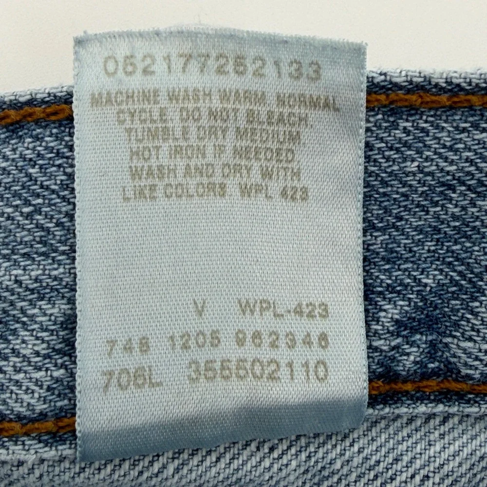 Levi's 550 Mens Vintage Relaxed Fit Denim Shorts Light Wash Blue W34 35550-2110